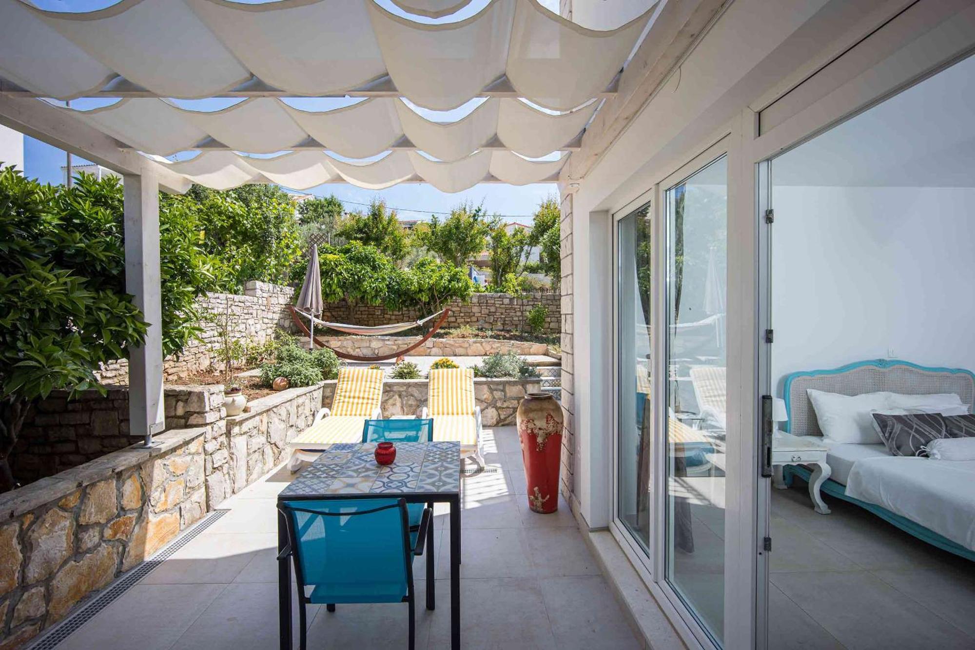 Boutique Guesthouse Sveti Petar, On The Beach, Heated Pool & Boat Berth - Adult Only Nečujam Exterior foto