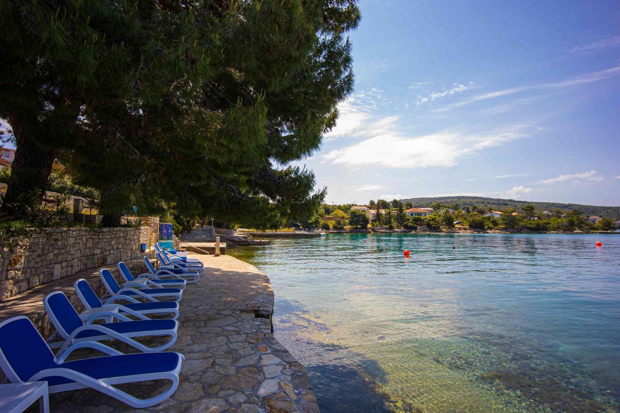 Boutique Guesthouse Sveti Petar, On The Beach, Heated Pool & Boat Berth - Adult Only Nečujam Exterior foto