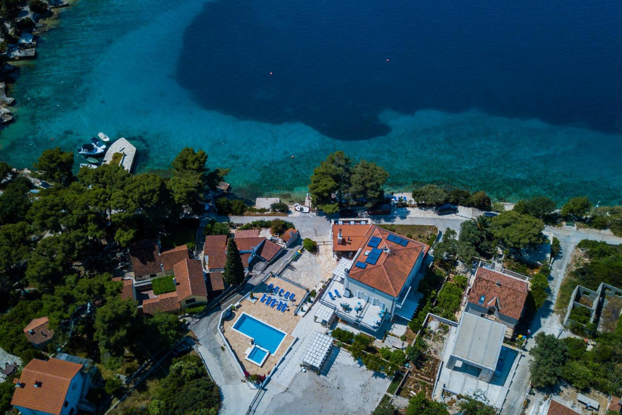Boutique Guesthouse Sveti Petar, On The Beach, Heated Pool & Boat Berth - Adult Only Nečujam Exterior foto