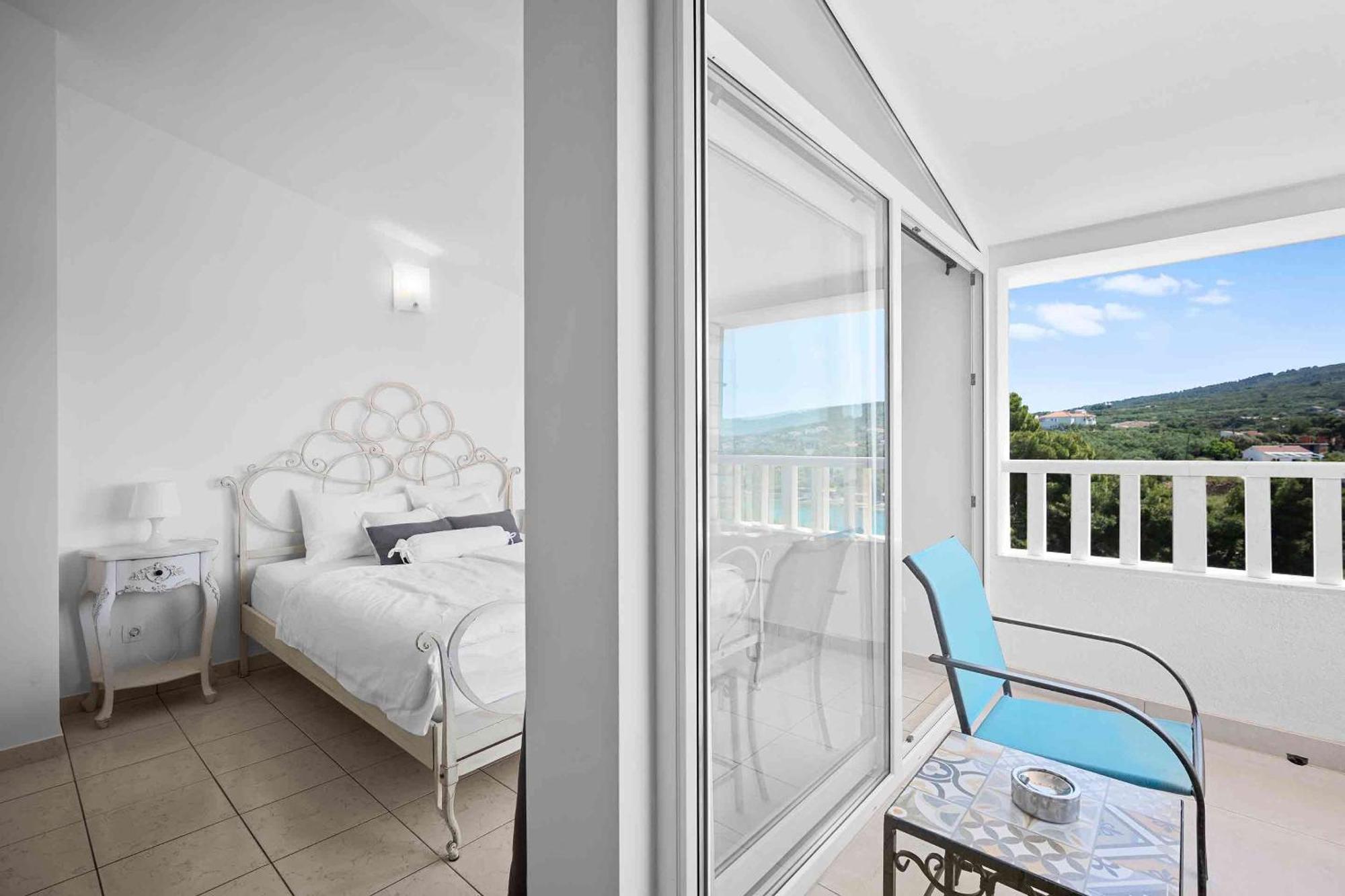 Boutique Guesthouse Sveti Petar, On The Beach, Heated Pool & Boat Berth - Adult Only Nečujam Habitación foto