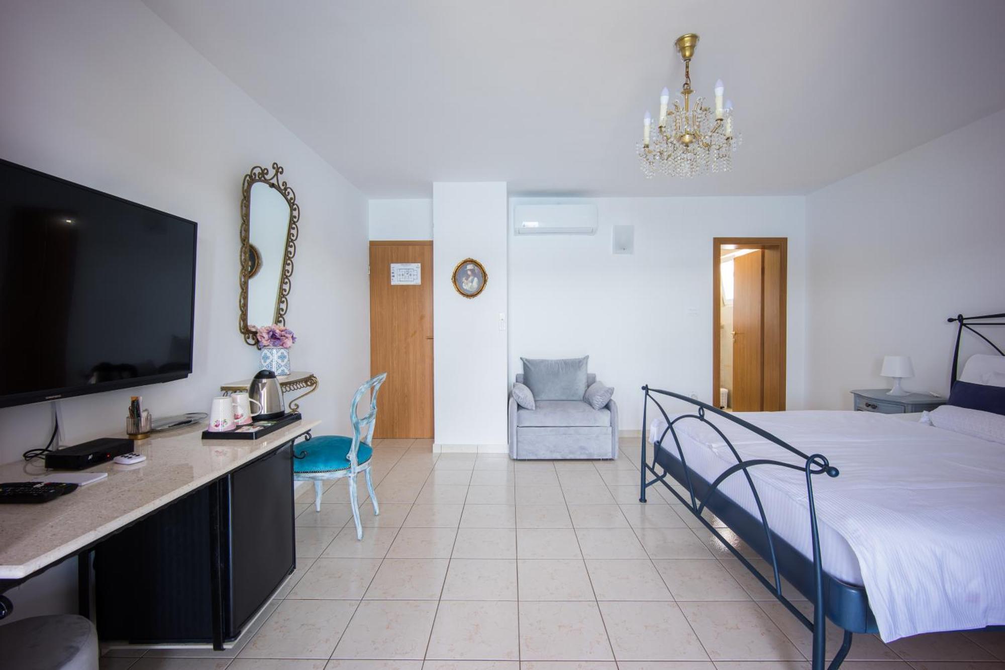 Boutique Guesthouse Sveti Petar, On The Beach, Heated Pool & Boat Berth - Adult Only Nečujam Exterior foto